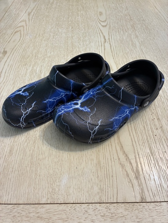 CROCS Shoes - Unisex Crocs Bistro Slip Resistant Work Clogs Shoes (Black/Blue Lightning)